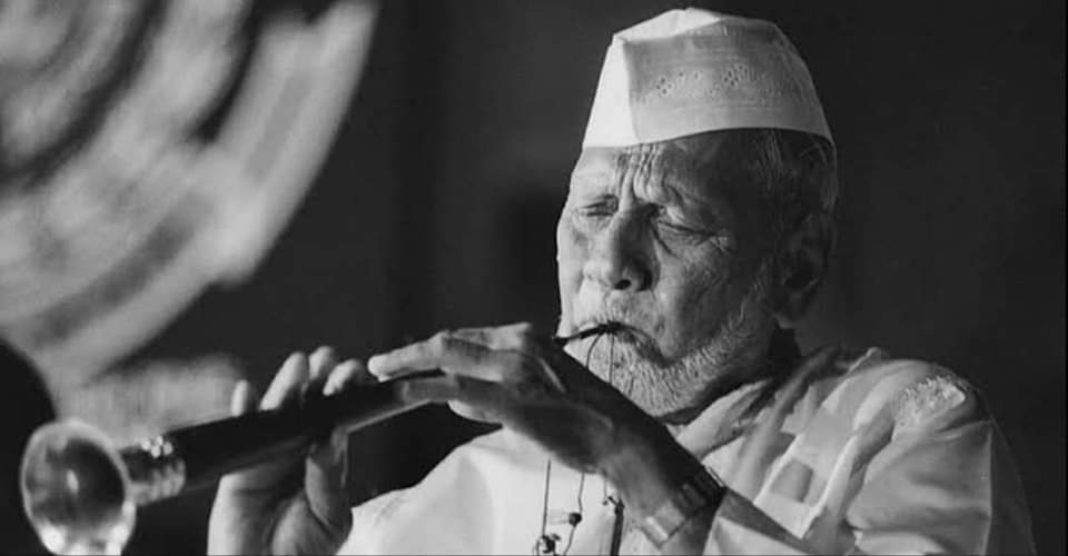 Happy birthday #UstadBismillahKhan (21 March 1916– 21 August 2006)

A Pasmanda brother belonging to the 'halalkhor' (sweeper) caste who mesmerised the world with his shehnai and gave a glimpse of how music dissolves all boundaries.