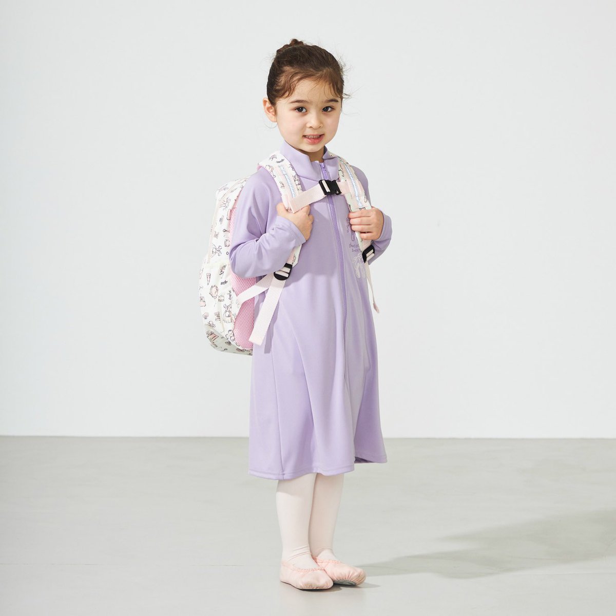 ChacottFukuoka's tweet photo. Very cute goods for kids and juniors arrived🎀
We want to recommend those items to children who loves ballet🩰💕
How about enjoying ballet with new cute items?🥰
https://t.co/PWx2hrnc1B
#Chacott #ballet #generalgoods #kids #juniors https://t.co/YxYoECBoka