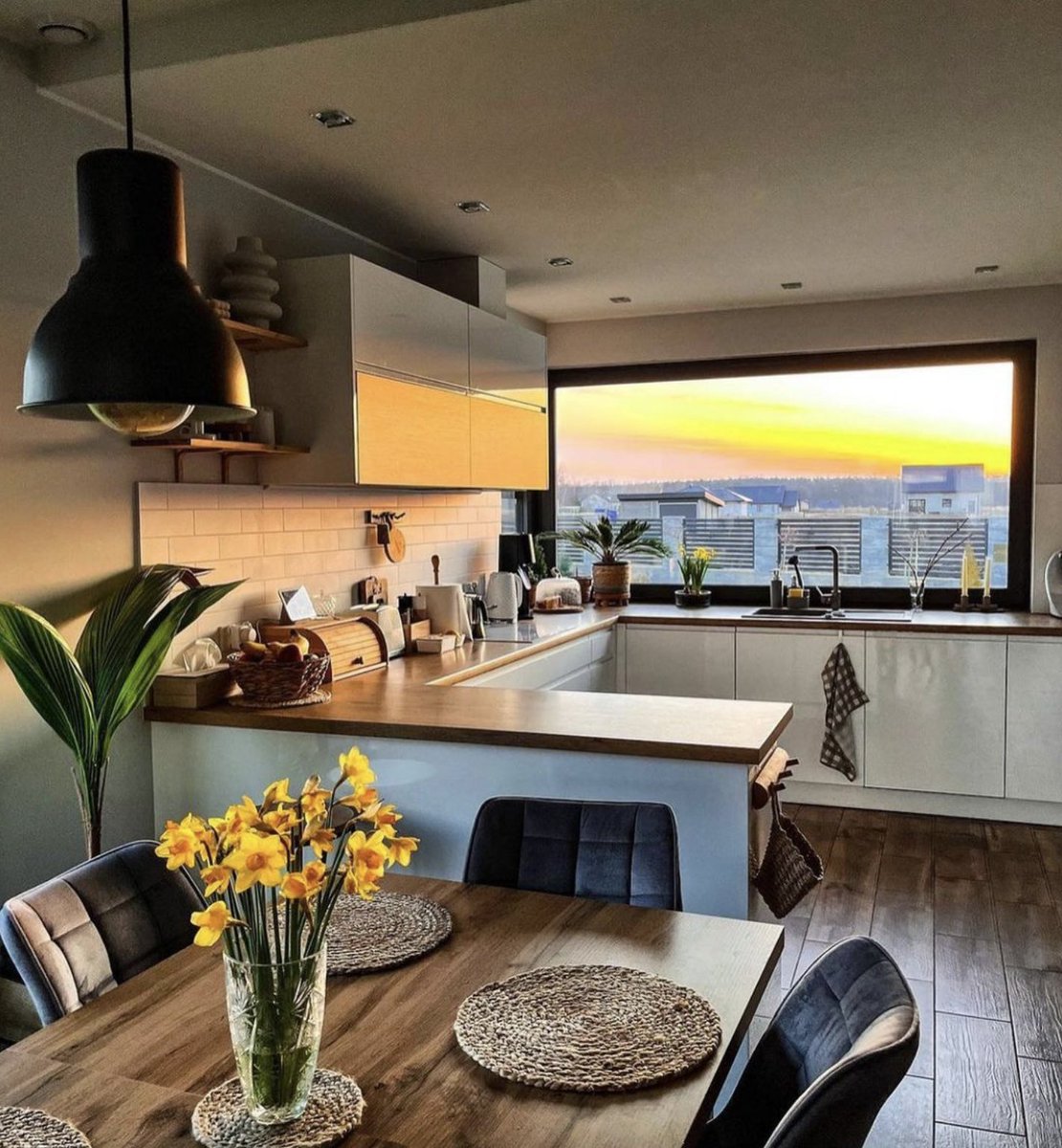 Орон сууцныхаа гал тогоор ингээд хийчихээр танай Монголчууд яг яачдаг вэ?