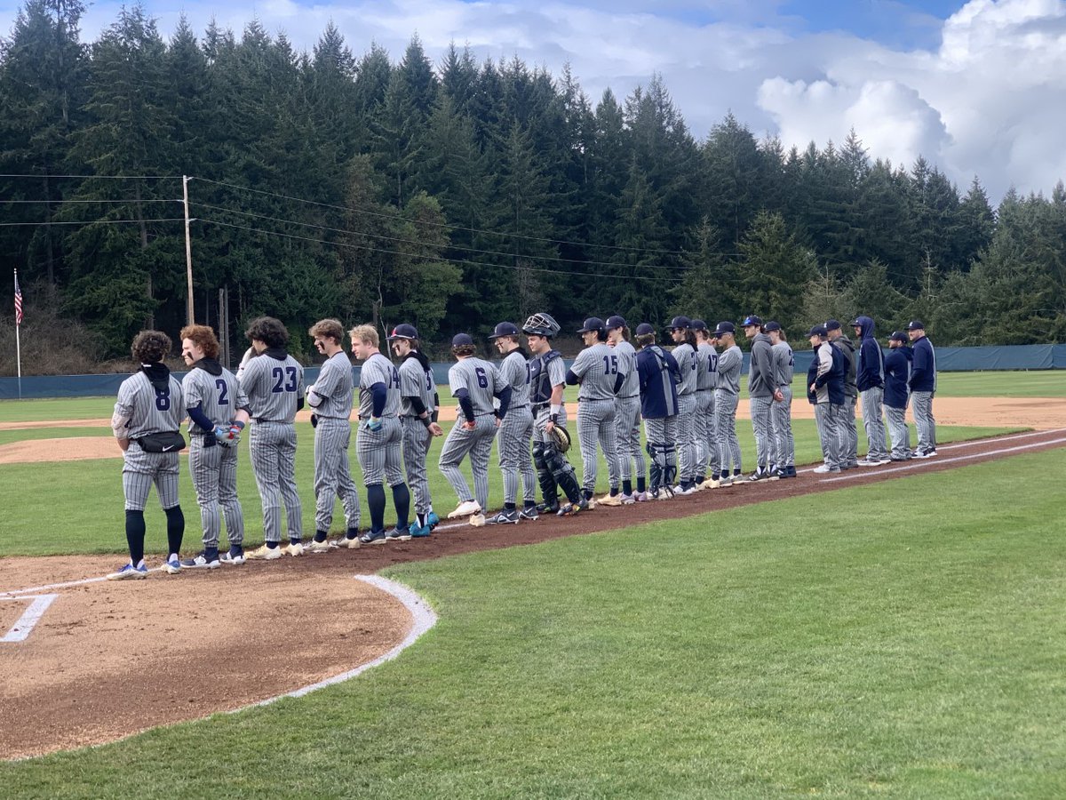 RogersBaseball1's tweet photo. Rams beat Bellarmine Prep 10-7 !!!
Pulley led the offense with 2 hits and 3 runs scored.
Clark comes in relief and picks up the win.
The Rams will now head to Olympia to face the Bears on Wednesday. https://t.co/YXTwlgTOni