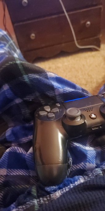 My controller vibrated through the whole title sceen...i let it play through twice 🤣 https://t.co/En<a href="/tag/cumming"class="tags"><span>#cumming</span></a>
