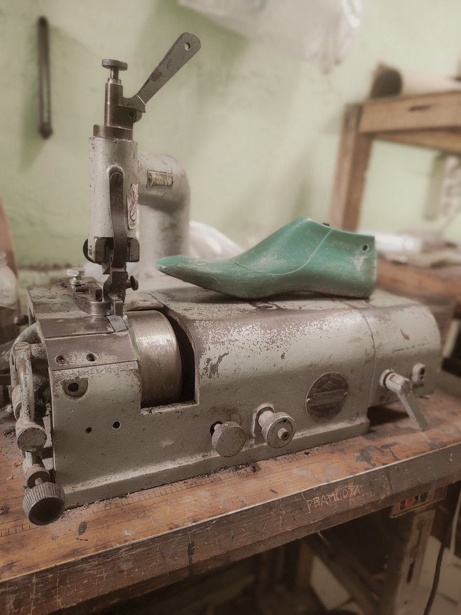 sparrowisdead's tweet photo. Is not only a job, it is like forming an art.
#Craftmanship
#Shoemaking
#Madeforbetter https://t.co/cSTiAuSt2M