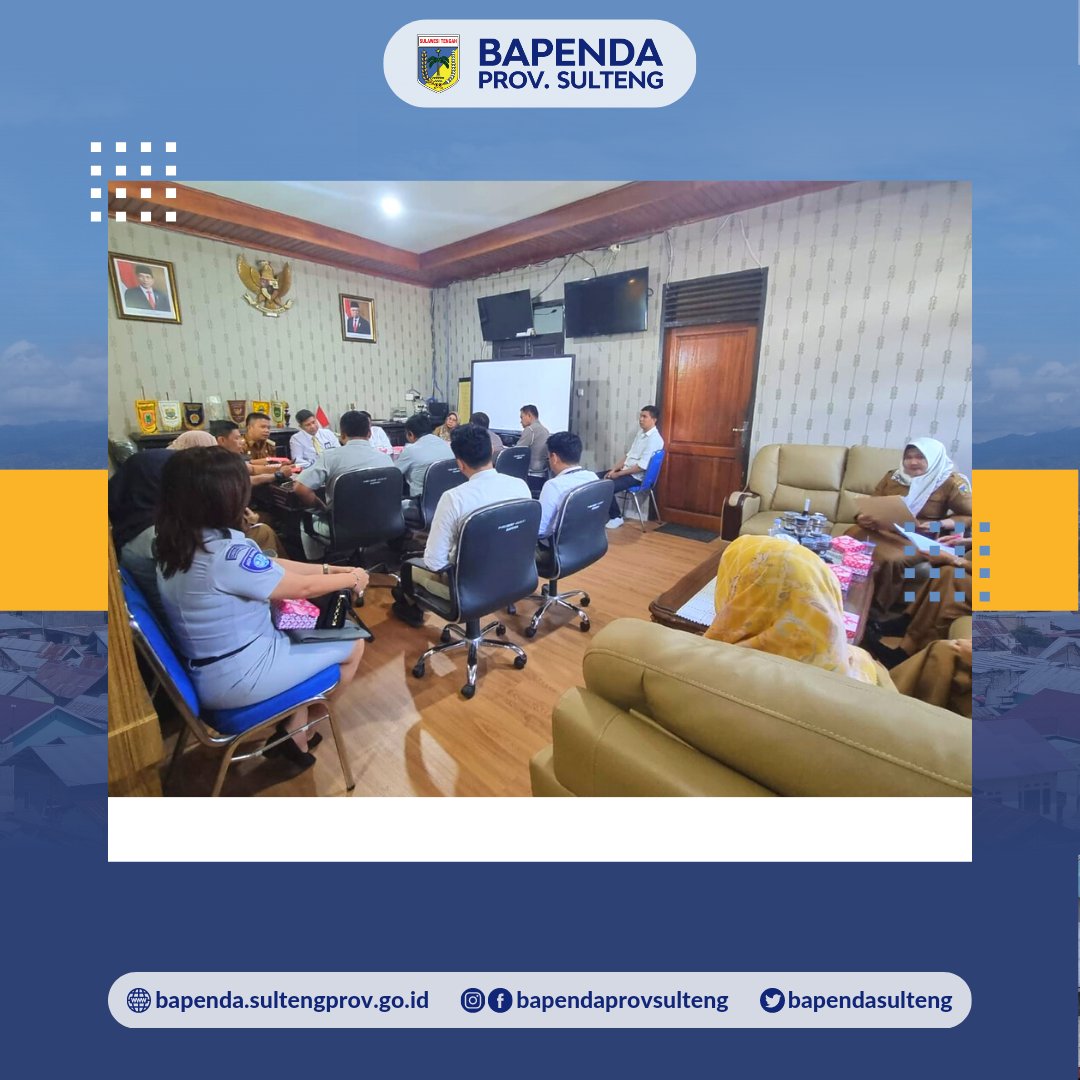 Selasa (21/3), Kepala Badan Pendapatan Daerah diwakili Kepala Bidang Pengembangan, Sistem Informasi &amp; Pengolahan Data bersama Pembina Samsat Sulawesi Tengah dengan PT Bank Sulteng melaksanakan rapat koordinasi dan evaluasi layanan non tunai QRIS dan Samsat Digital Nasional . . .