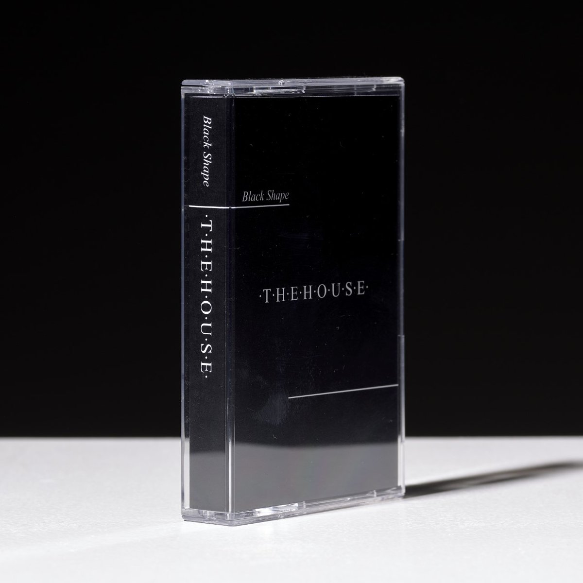 black_shape tweet media