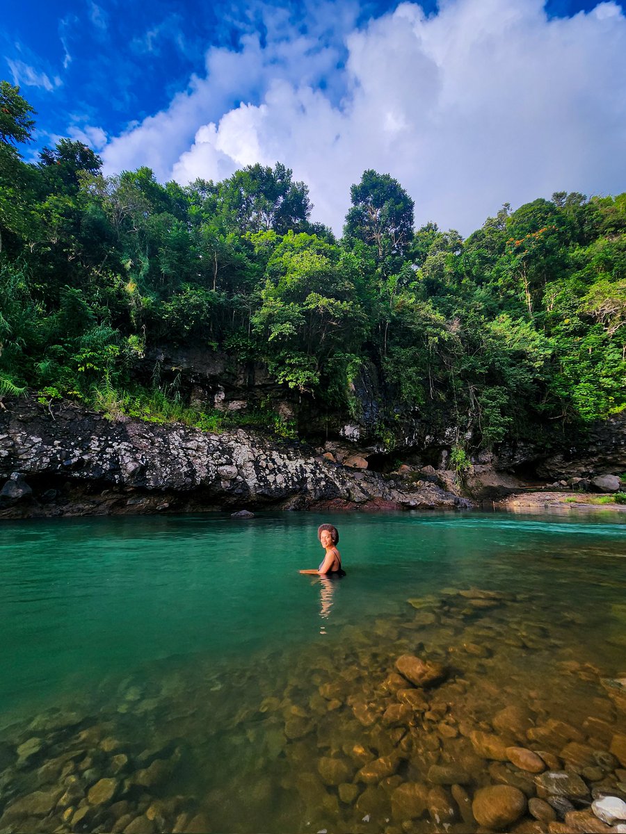 ETotovosau's tweet photo. Would you guys believe me if I said this is somebody's backyard?
#yasayasavakara https://t.co/jIDRy8jyyU