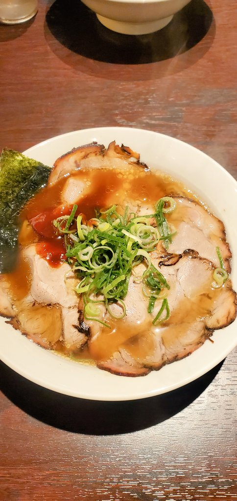 Q09494261's tweet photo. 今日はラーメンを食しに萩まで。
濃いめの味がお好みなら赤そばがオススメ。 https://t.co/0AVArP0c4c