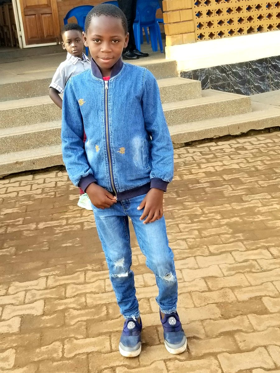 Robatayaka's tweet photo. It was today that I became a father .
Happy birthday to my only Madiba Prince Witner , may u live longer https://t.co/CN2keKXoMJ