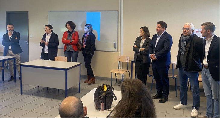 Hier, <a href="/karinedesroses/">Desroses Karine</a> VP <a href="/NvelleAquitaine/">Nouvelle-Aquitaine</a> nous a fait l'honneur d'être à #VilleneuveSurLot  : économie, emploi &amp; formation.
Tous mobilisés : <a href="/CAGV_47/">Grand Villeneuvois</a> <a href="/CCI47/">CCI Lot-et-Garonne</a> #SudManagement <a href="/al_rousset/">Alain Rousset</a>  <a href="/Fredpechavy/">Frédéric PECHAVY</a> <a href="/GuillaumeLEPERS/">Guillaume LEPERS</a> <a href="/CaruhelMaud/">Maud Caruhel</a> <a href="/EychenneDelphi2/">Eychenne Delphine</a> <a href="/morales_thierry/">Thierry Morales</a> <a href="/BOUKHARIThierry/">Thierry BOUKHARI</a>