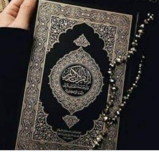 _Ayat_786_'s tweet photo. Zindagi #Zakhmon
Se Bhari Hai Aur Un
Zakhmon Ka #ILAAJ Hai
" IBAADAT "🕋🤲💯
#_ayat_.🍁🍂🥀 https://t.co/MJFoIe07nz