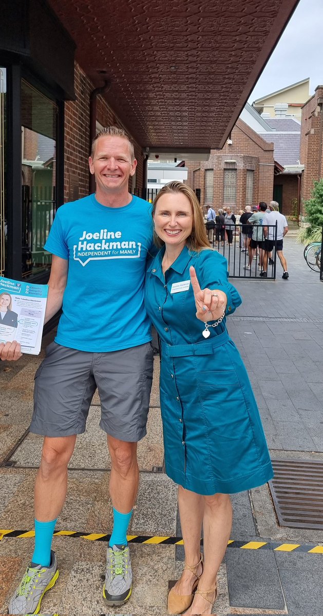 Another_Otto's tweet photo. Helping @JoelineHackman at early voting today.
She stands for climate action, integrity and will represent the Manly electorate community instead of a political party or vested interests. #NSWvotes #NSWVotes2023 https://t.co/vxJq7F5VNu