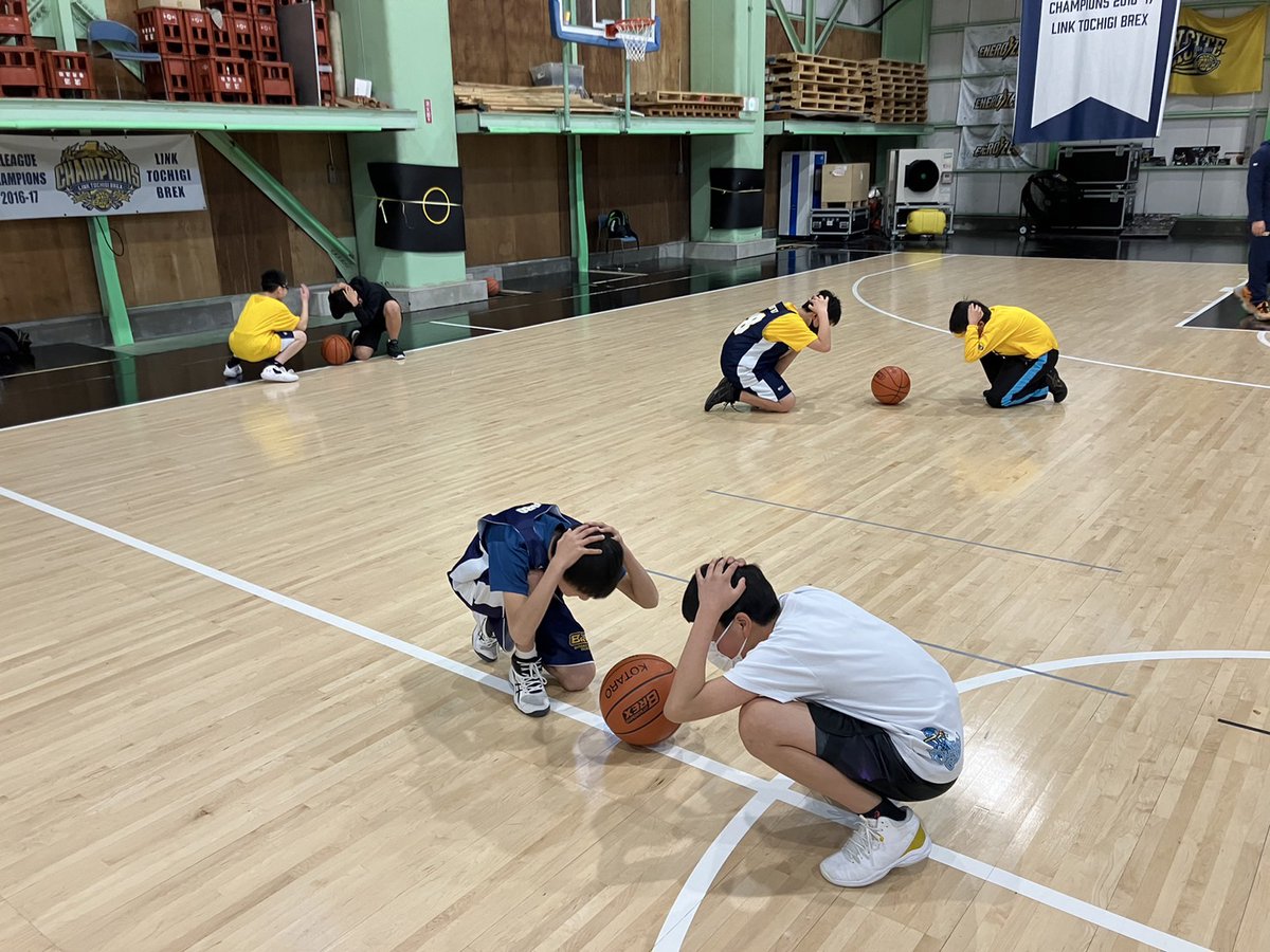 utsunomiyabrex's tweet photo. 【#BリーグHope #そなえてバスケ 開催中】
クラブ防災アクション #6thweek に、ホームゲーム会場、ユース、バスケスクールにて #ディフェンスアクション を計45回実施しました!
いざという時、落ち着いてすべき行動を再確認できる機会となりました。
▼詳細
https://t.co/26obA7HfMX
#BREX https://t.co/v0BZR8MAE2