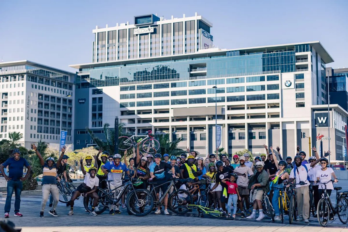 smavundla's tweet photo. #CTBicycleMayor this morning we will be hosting our first #Learn2Cycle class Church Square CBD. Our goal is get more people on bikes safely and promote the culture of cycling. 

If you in town come and say hi from 10am until 12pm. 
@activeforumcpt @ricardomackenzi @BYCS_org https://t.co/4NrDGe5dIH