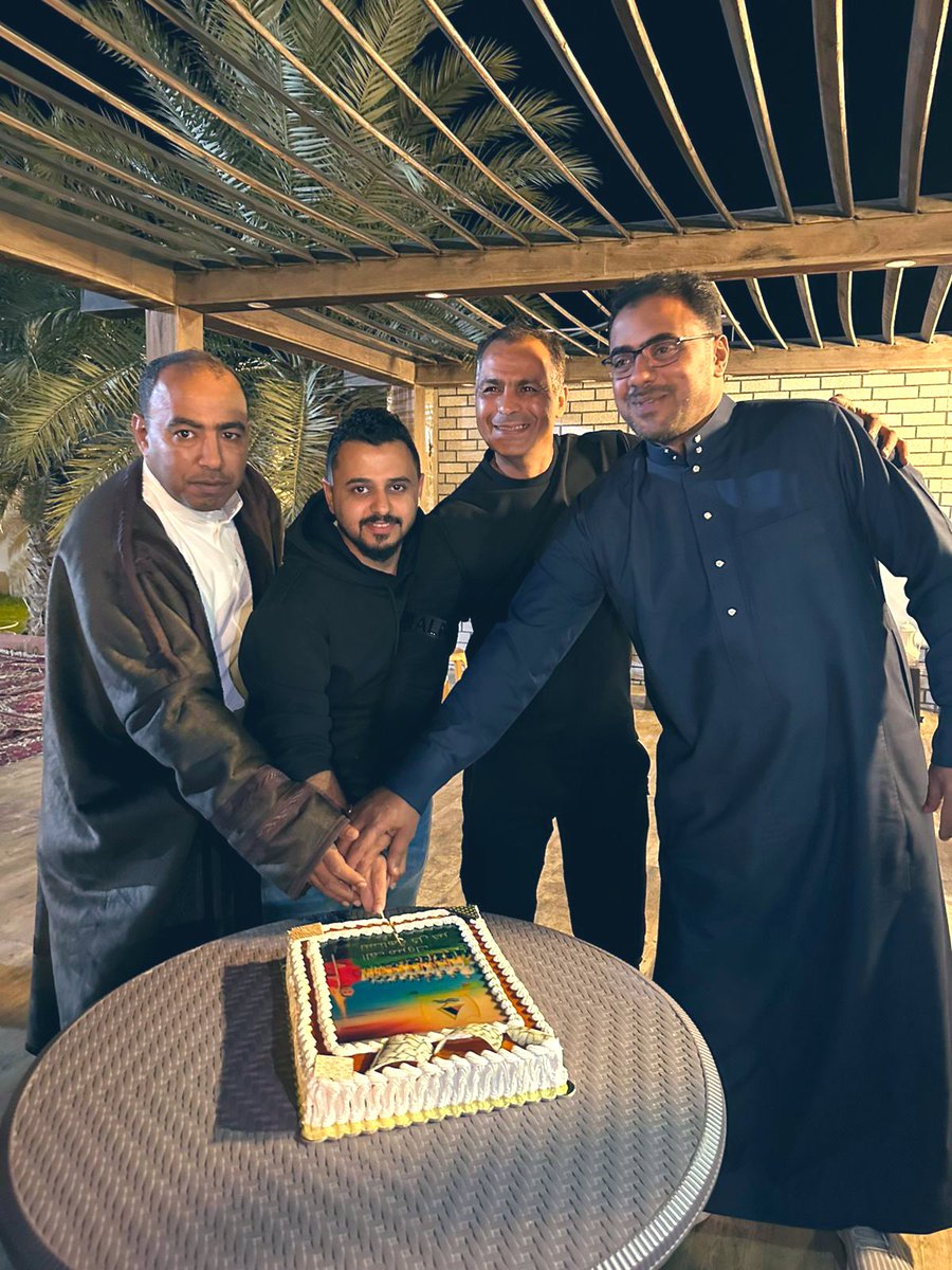 n10ayf's tweet photo. ما أجمل اللقاء ، عندما يتسم بالوفاء 
ويزداد جمالًا في جمعه الأصحاب والاصدقاء 

تستاهل كل خير بابو عبدالله @Aboasaal 
موفق دائما باذن الله والى مزيد من النجاحات https://t.co/8CcywCJllC