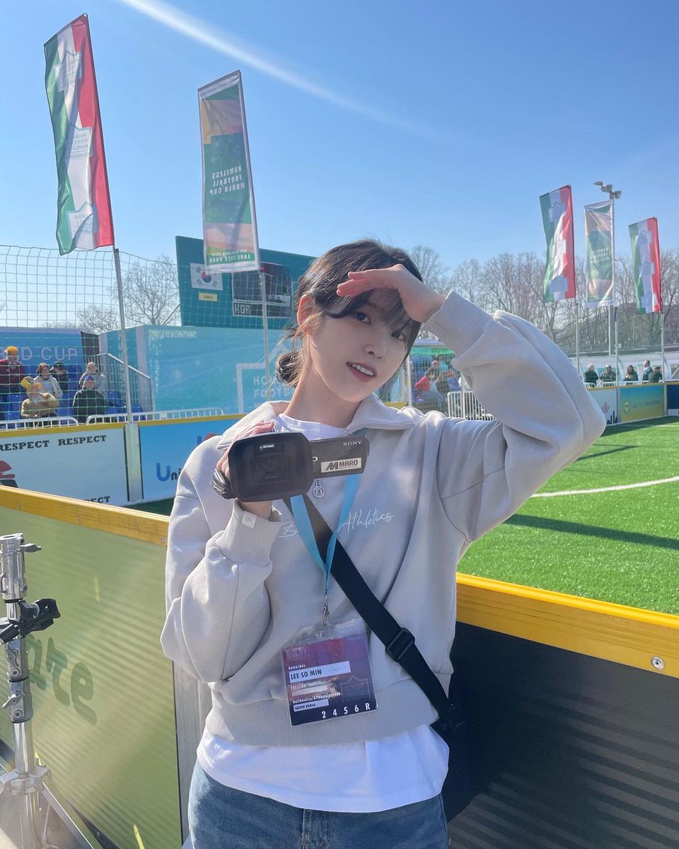 dltldms516's tweet photo. [ 이지금 IU ] Dlwlrma 징스타 📸 

아이고 진심리스 열정리스 소민이 오는구나아
#드림 4월 26일 개봉⚽️

▶https://t.co/4UaO9CZIf2 

#아이유 #IU #이지은 230321
#이지금 #dlwlrma @_IUofficial https://t.co/4zXEDF13ur