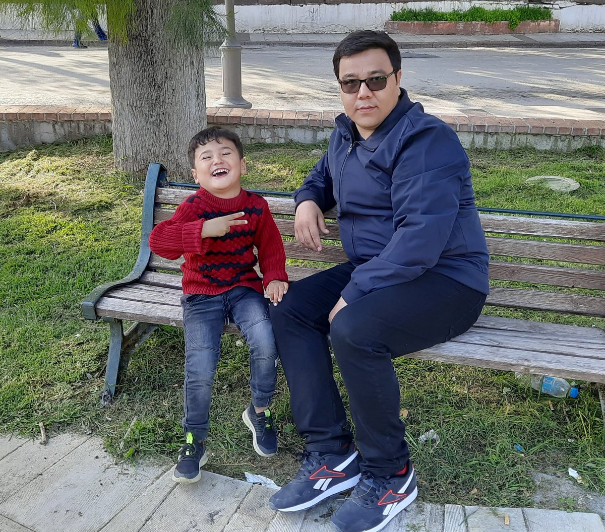 نوروز مبارک
سال نو،بهار نو و نوروز سال ۱۴۰۲ را به شما و خانواده های محترم تان از صمیم قلب تبریک می گویم. امیدوارم سالی پر از خوشی و آرامش داشته باشید.