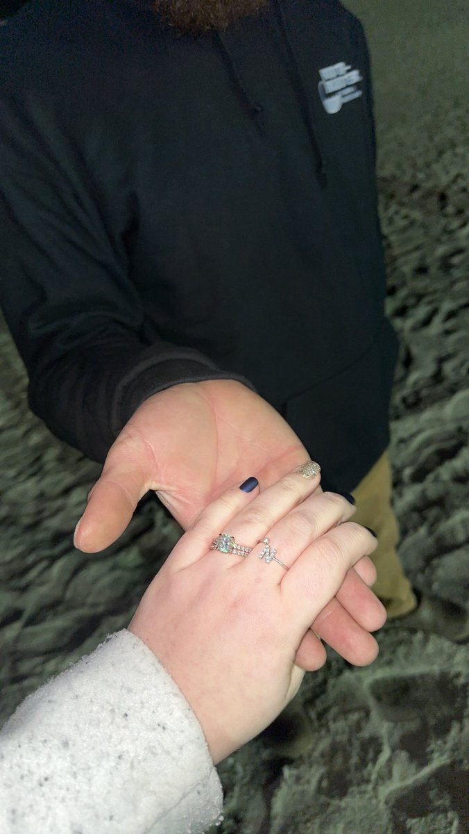 VeeNoell94's tweet photo. I cannot believe I’ve been engaged for a month now🥰💍 https://t.co/QYei0Sn3CB