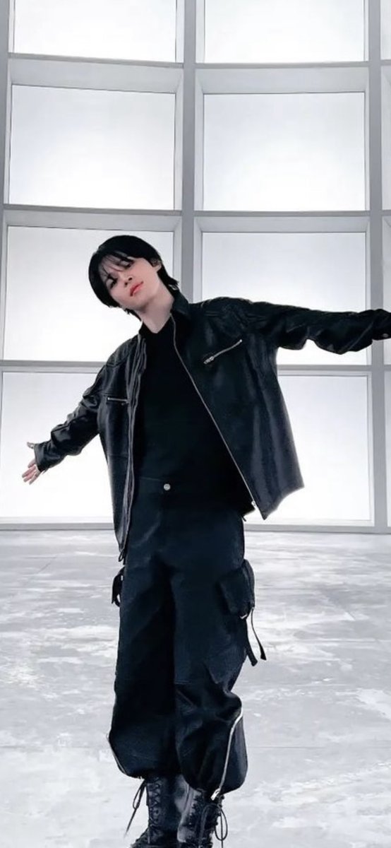 tsubasa13131313's tweet photo. I vote #YetToCome for #BestMusicVideo at the #iHeartAwards

大好きなジミンさんと大好きなバンタンのために少しでも役に立てますように... https://t.co/9XLFDEDHLW