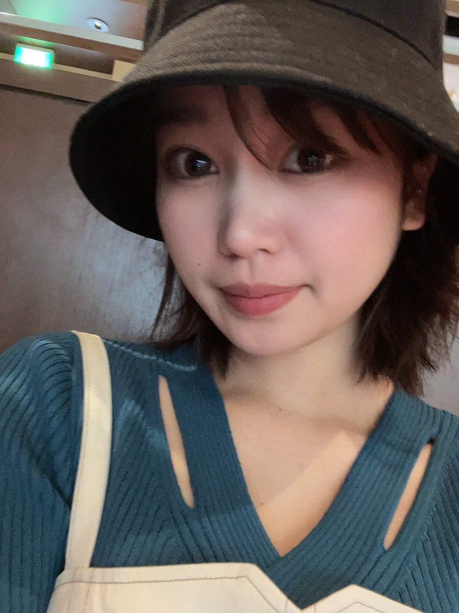 大二日酔いで帰宅🫠 https://t.co/KqBNBJ1q1P