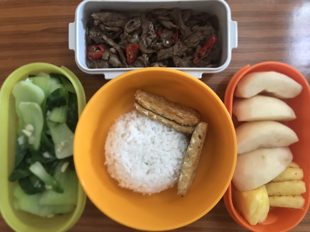 PetrArt11's tweet image. Day 77 #twsprogram