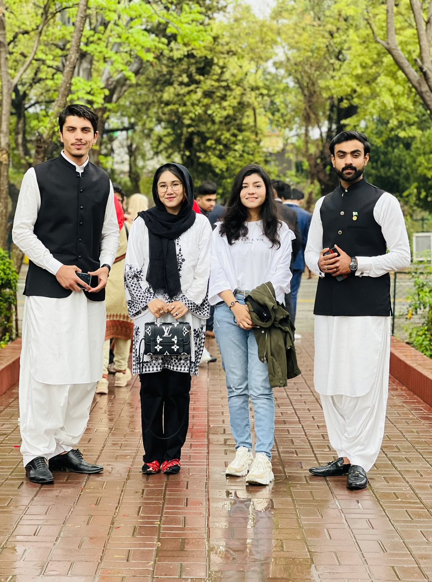 BuitemsYPDC's tweet photo. The youth of today 
The leaders of tomorrow 

#YPDC #Ba_IkhtiyarNaujawan

@rafiullahkakar @betterpakistan @PlanComPakistan @BUITEMS_edu https://t.co/Lc6ODbU4bv