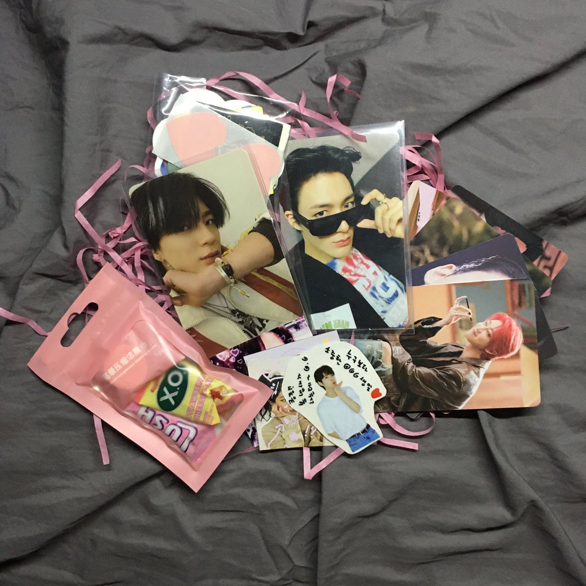 tyongstatic's tweet photo. 📬 : jeno pc — hot sauce !¡ hello future [crazy ver, dream agent ver]

 #tystaticmails

#thanks0296 https://t.co/bUJlHdsVvf