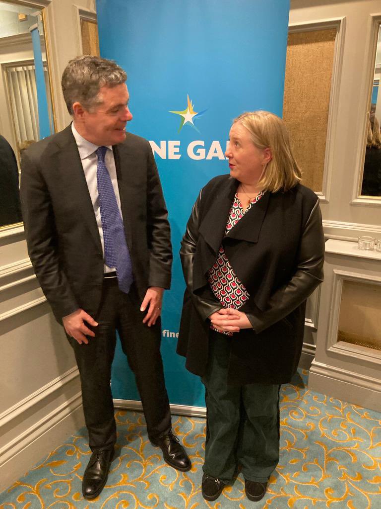 Fantastic to meet so many <a href="/finegael/">Fine Gael</a> members last night in Clare. Particularly nice to see <a href="/careyleonora/">Leonora Carey</a> and send my best wishes to <a href="/joecareytd/">Joe Carey</a> for a complete and speedy recovery.