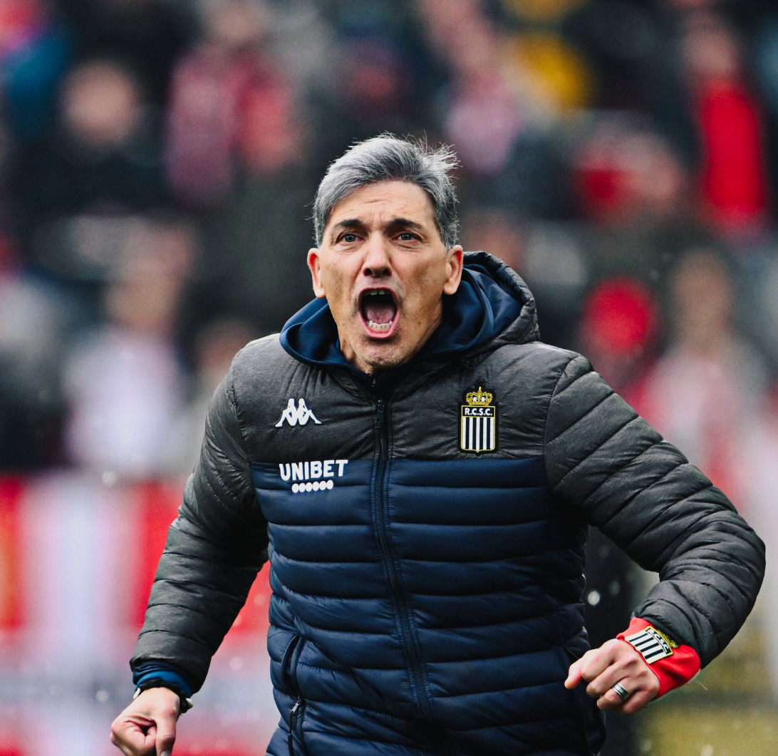 SportCharleroi's tweet image. 𝟳 matchs à l’extérieur. 𝟯 victoires. 𝟰 partages. 0 𝙙𝙚́𝙛𝙖𝙞𝙩𝙚 . 🖤🤍

#RSCS #coach #mazzu