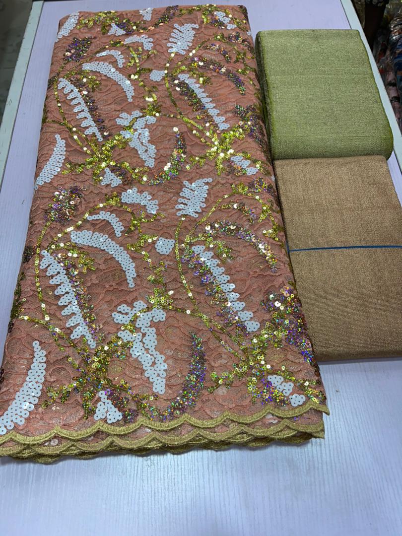 Tolahub's tweet photo. SEQUINS 

₦48k for 5yards 

Available in different colors 

Available for ASOEBI 

Location: Ibadan

Nationwide delivery https://t.co/bHnSqLkcse