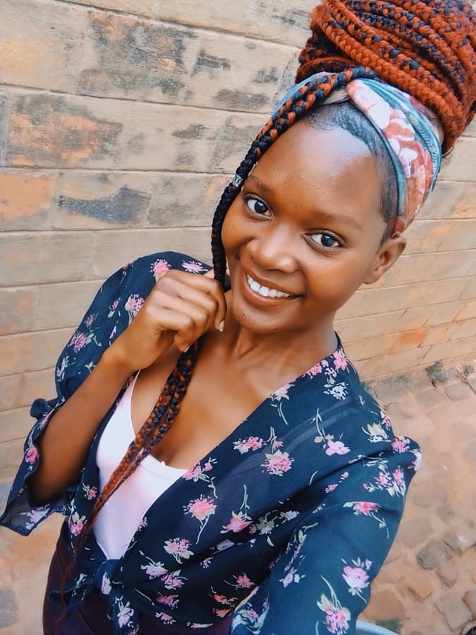 BuhleYvonne's tweet photo. They say "A Better World Begins With A SMILE, Go Out There And Give It A Try"... Together we can make a difference ❤️🙏🏽 https://t.co/WyKCeR3rNI