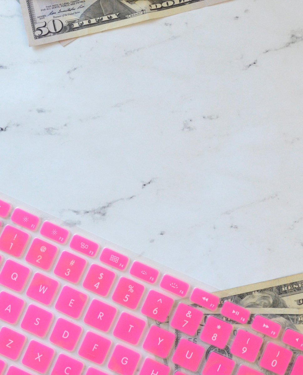 FabFormula's tweet image. How to start a blog that makes extra income: formulaforfab.blogspot.com/2022/03/start-… #blogging #lifestyleblogs #formulaforfabulous #startblog #wahm #thefabformula