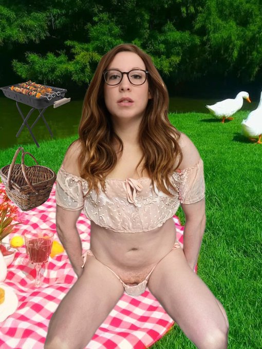 Spring time sissy! #sissy #crossdressing https://t.co/ATpYIfri8l<a href="/tag/sissy"class="tags">#sissy</a><a href="/tag/crossdressing"class="tags">#crossdressing</a>