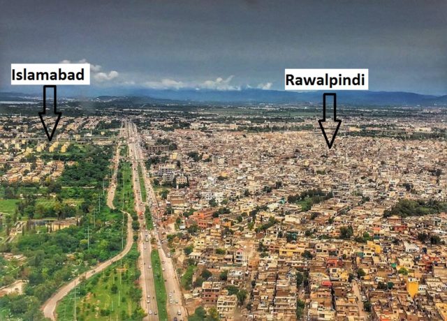 usama_LFC's tweet photo. @MarceloReFi Agreed! Same is the case here where you can clearly see the difference between two neighbor cities. Planned vs unplanned. https://t.co/M3lAPspNaE