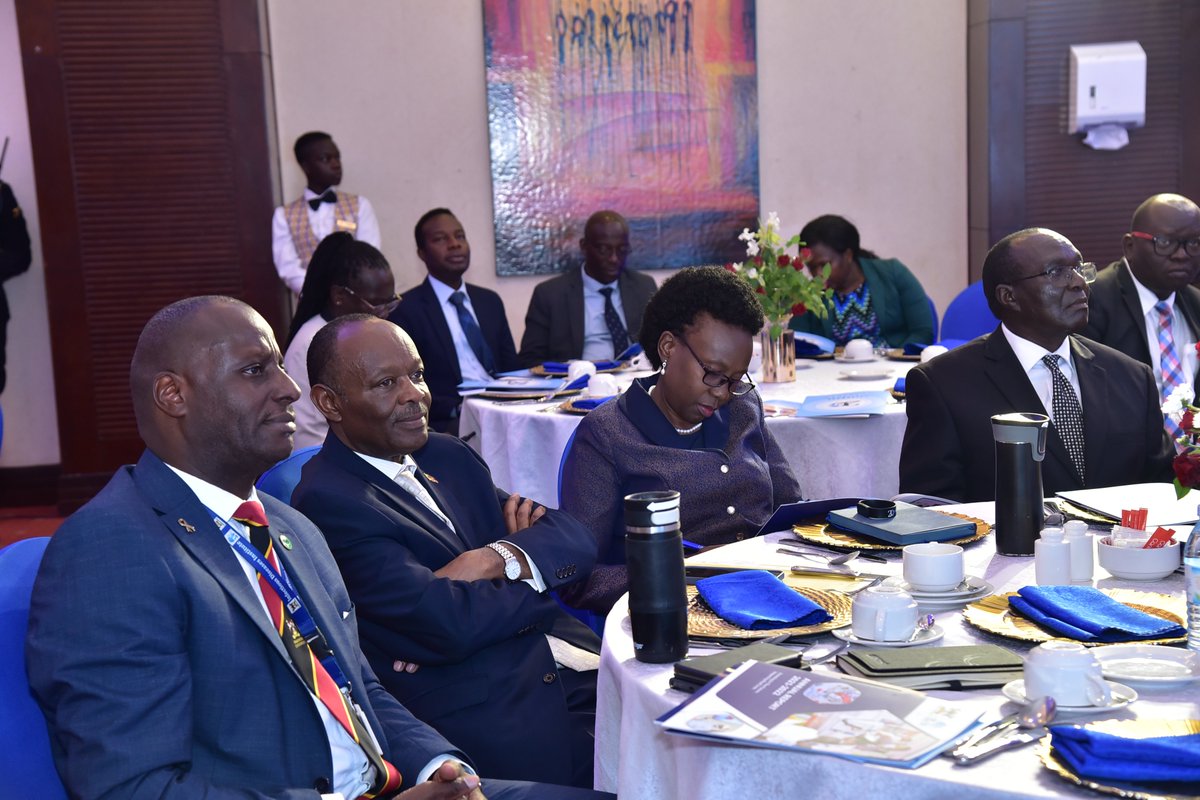 #IDIturns20 Our Executive Breakfast held today brought together stakeholders from @MinofHealthUG, @CDCgov, @USAID and other partners. Dr @JaneRuth_Aceng, @ProfNawangwe of @Makerere and Prof. Nelson Sewankambo, one of the founders of IDI graced the occasion.