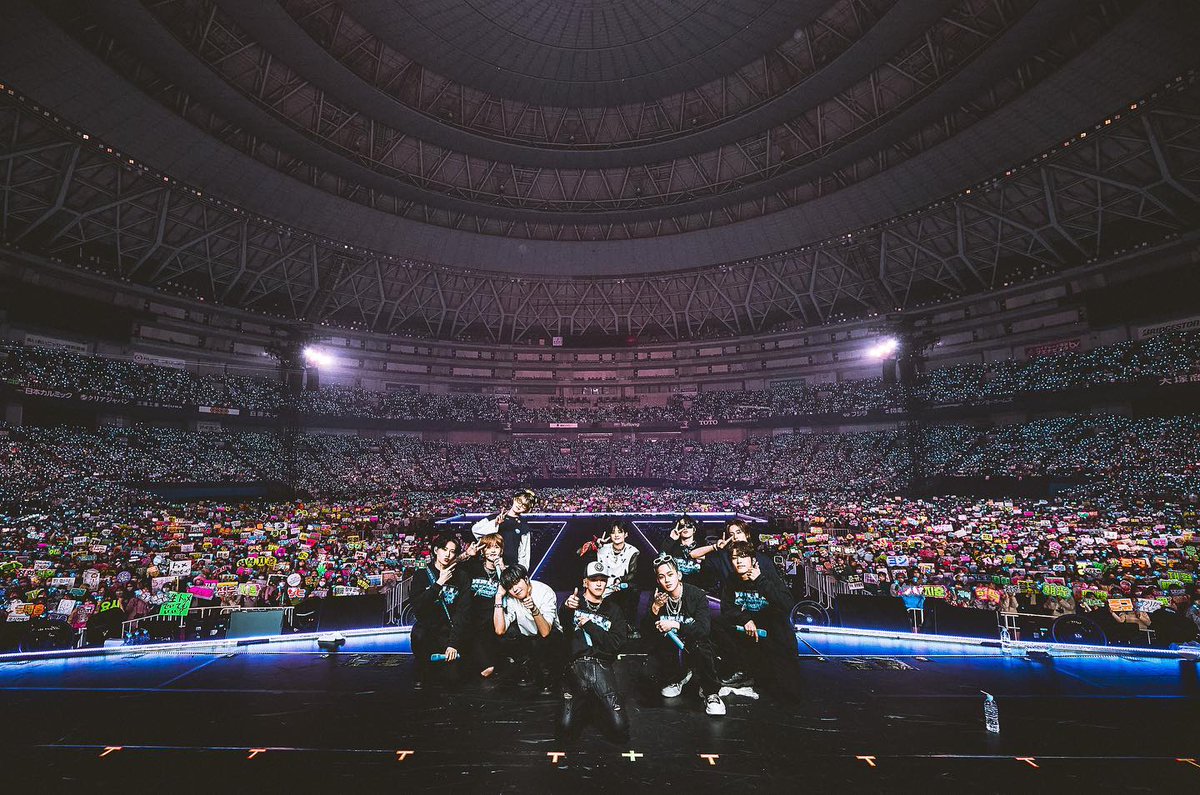 Treasure_italia's tweet photo. 210323
[IG @/yg_treasure_official]
" [TREASURE WORLD MAP] EP.7 KYOCERA DOME BEHIND PHOTO" 

(1/3)
#TREASURE #트레저 #TREASUREWORLDMAP #트월맵 #EP_7 #KYOCERA #OSAKA #YG https://t.co/yRE716PE6Q
