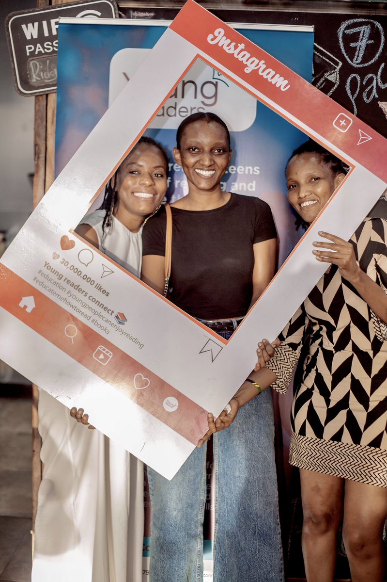 happyhansen_'s tweet photo. Photo booth! Supporting our children/young brothers and sisters education and learning! @readers_connect @GnNanyaro2014 https://t.co/RCufY9PbXI