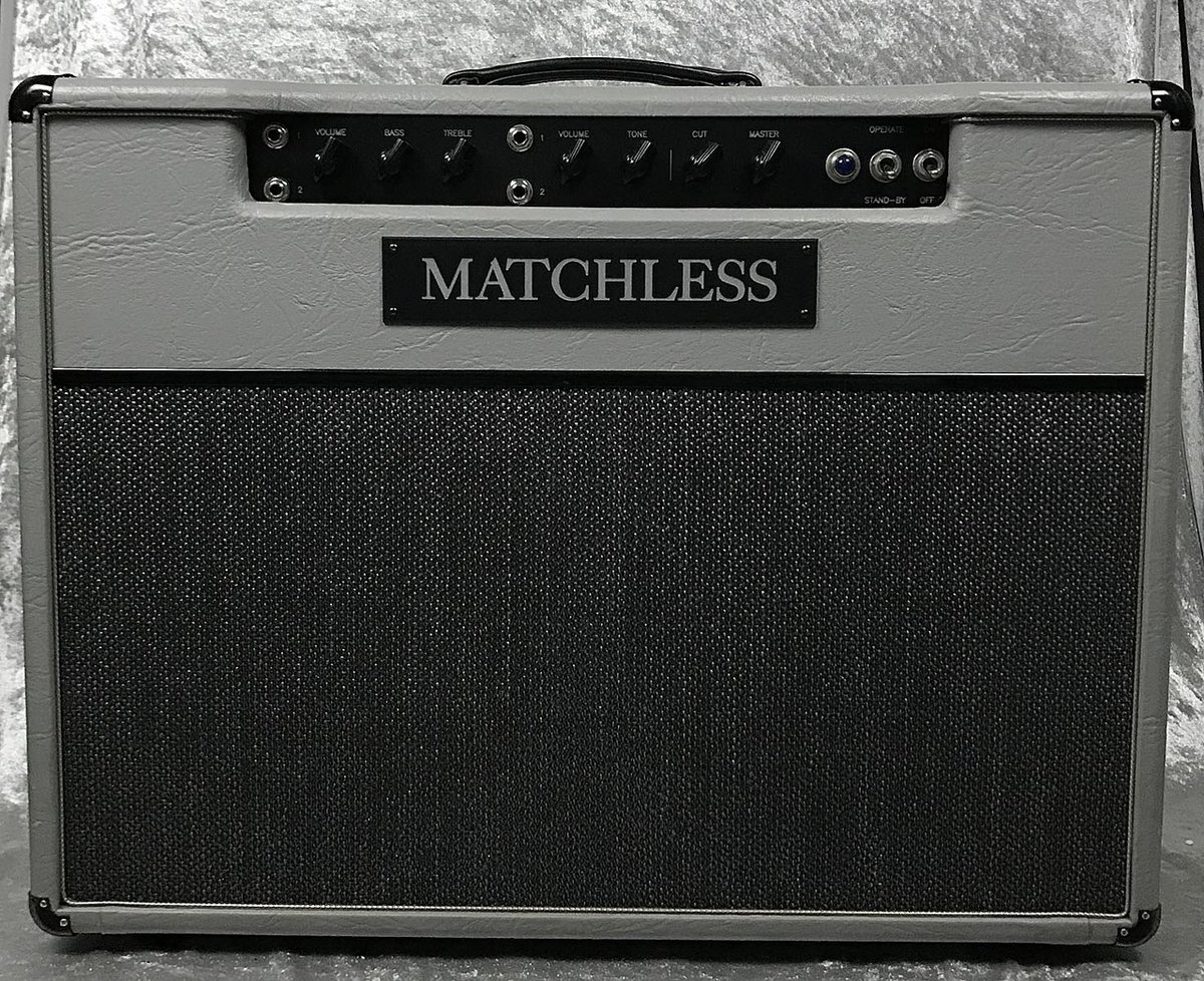 1484_shinjuku's tweet photo. ブティック･アンプの代名詞でも有る #MATCHLESS‼️
クリアーでタイトなサウンドが特徴的で多くのアーティストから信頼されているDC-30モデル🎶

是非、そのサウンドを体感して下さい🎵
[⬇️ご注文はこちらから]
https://t.co/UEpqe8FQee

#MatchlessAmp #マッチレスアンプ #マッチレス #イシバシ新宿 https://t.co/W2VeFa45Tt