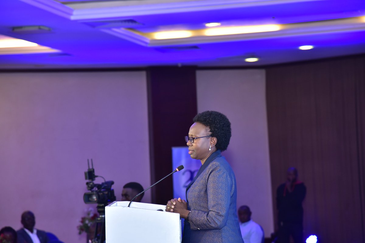 @JaneRuth_Aceng congratulated IDI on their 20 years of good collaboration and 20 years of working in the trenches. She appreciated IDI's work at the border posts of Uganda and commended their excellence in protecting the lives of Ugandans. #IDIat20 #IDITurns20