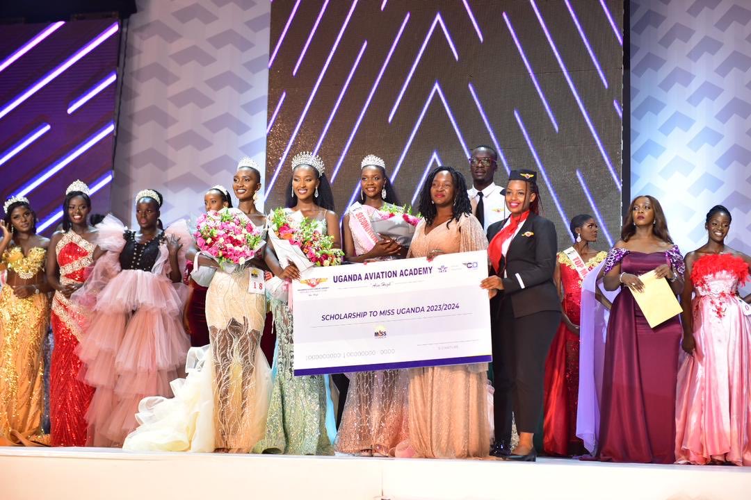 I am glad to have presented the prize on behalf of the Board of directors of Uganda Aviation Academy to the top 3 contestants at the Miss Uganda pageant. ⁦@MissUganda2023⁩ ⁦@ugaviationsch⁩ #MissUganda2023 ⁦@Kezzient⁩
