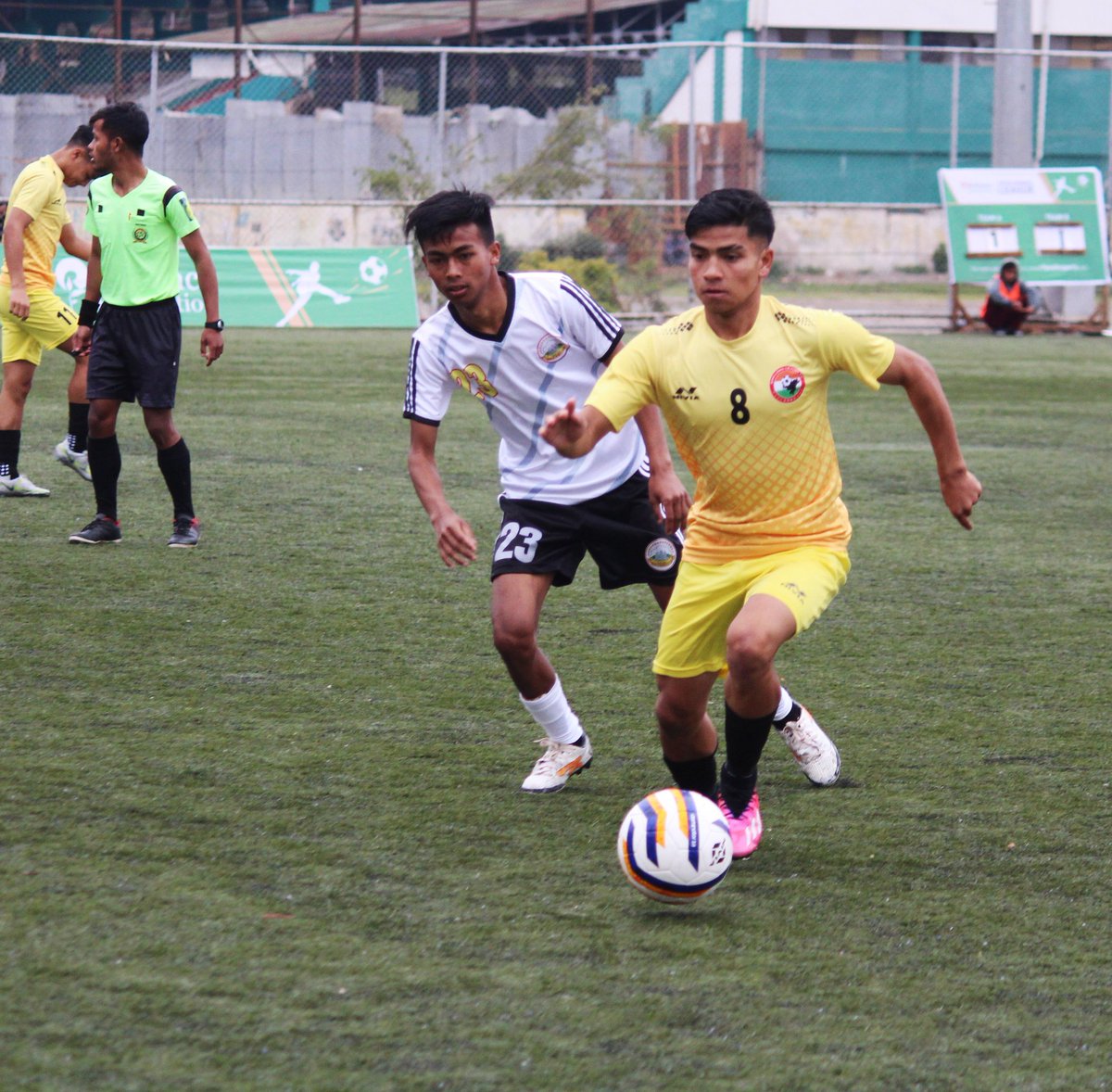 lajongfc's tweet photo. 📸📸📸 💪💪💪
Mawlai SC 1 - 3 Shillong Lajong FC
Reliance Foundation Development League - Zonal League Phase.
#snaps #shillonglajongfc #LajongFC #lajong #northeastfootball #mawlaisc #indianfootball #reliancedevelopmentfootballleague #zonalround https://t.co/x5igcVT5aH