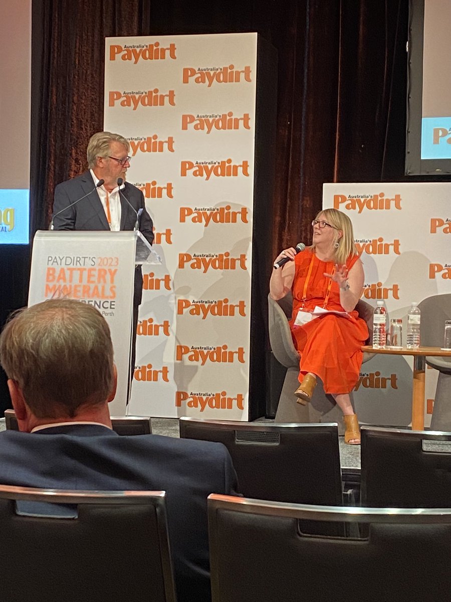 It was great to hear @innovateuk Claire Spooner talk about the Faraday Battery Challenge as party of the @Paydirt_Media #BatteryMinerals conference, to understand how @UKRI_News supports skills and technological development for battery business

#CriticalMaterialsGEM @KTN_Global