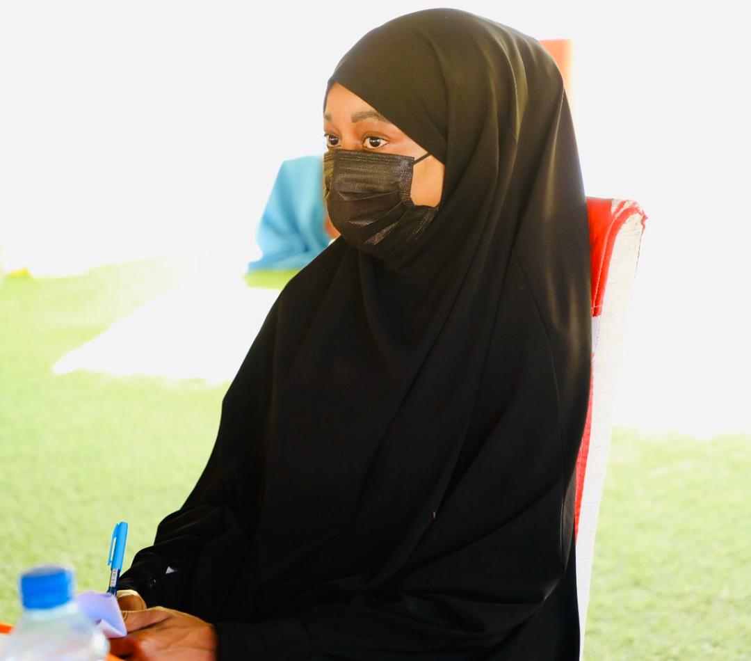 somtecas's tweet photo. Ugu danbeyn waxaa seminaarka soo xiray 
Agaasimaha waaxda Korontada iyo solarka
#Eng_Abdullahi_Nuur_Hussein 
“Baro xirfad aad ku baahi beeshide”
#SOMTECAS https://t.co/QZwFFXe1lB
