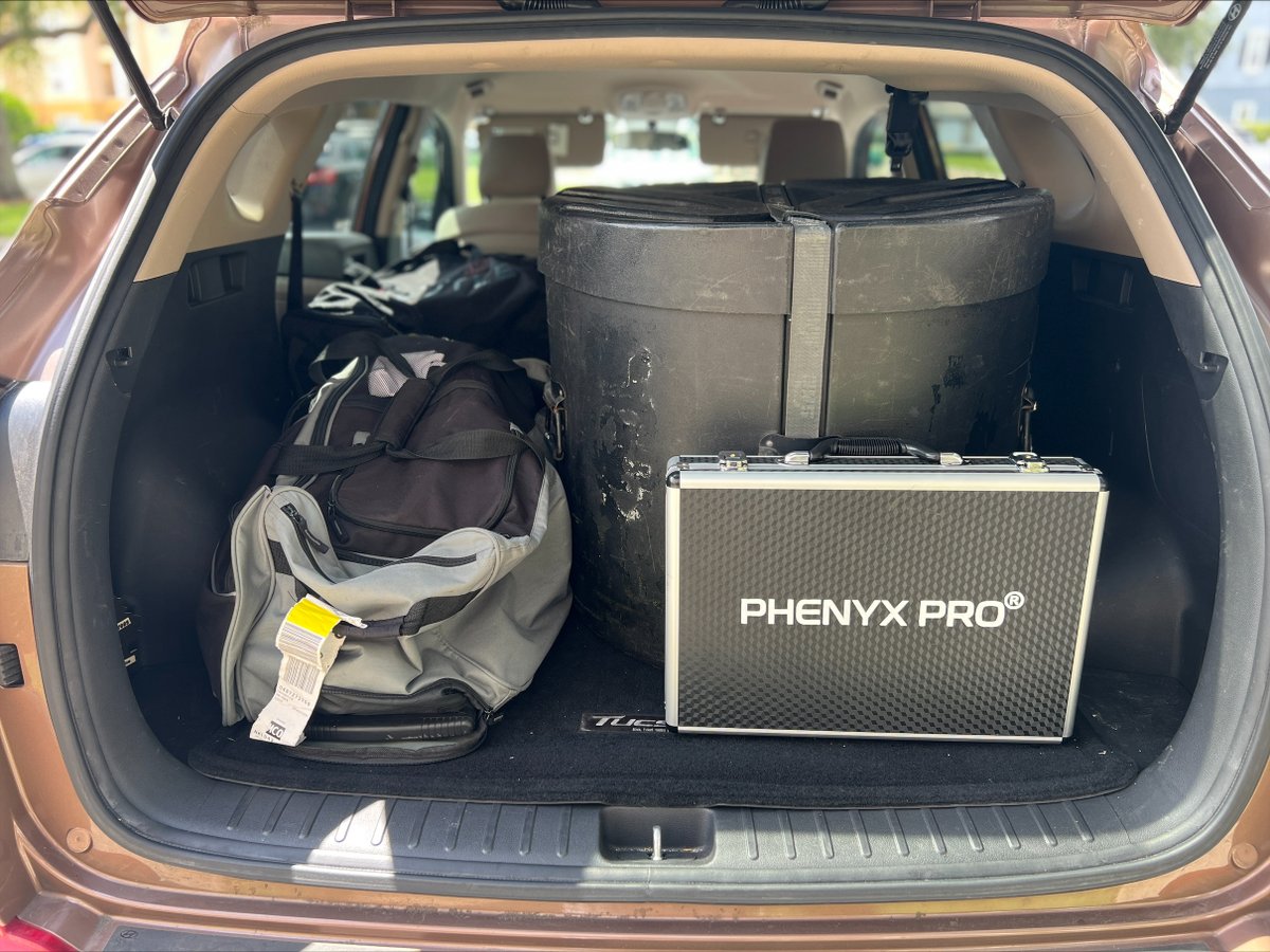 PhenyxProAudio's tweet photo. You won't regret bringing Phenyx Pro gear on tour. 👀👀👀

📸by @angelt_drum on IG.

Tag us @phenyxpro for a chance to be featured.

#phenyxpro 
#phenyxprogears 
#fanspic 
#recordingsession 
#livegigs 
#recordingmusic 
#liveshow 
#microphone https://t.co/fZAHakDaRJ