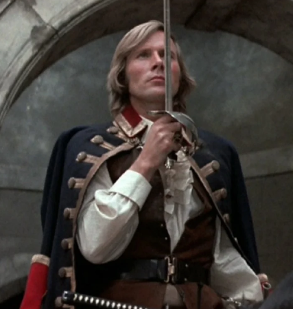 NickSetchfield's tweet photo. Look out for Hammer's Captain Kronos - Vampire Hunter on @TalkingPicsTV tonight. A dashing, ingenious spin on the undead genre that should have been the first of a whole swashbuckling series. https://t.co/QFzT8bGWZo