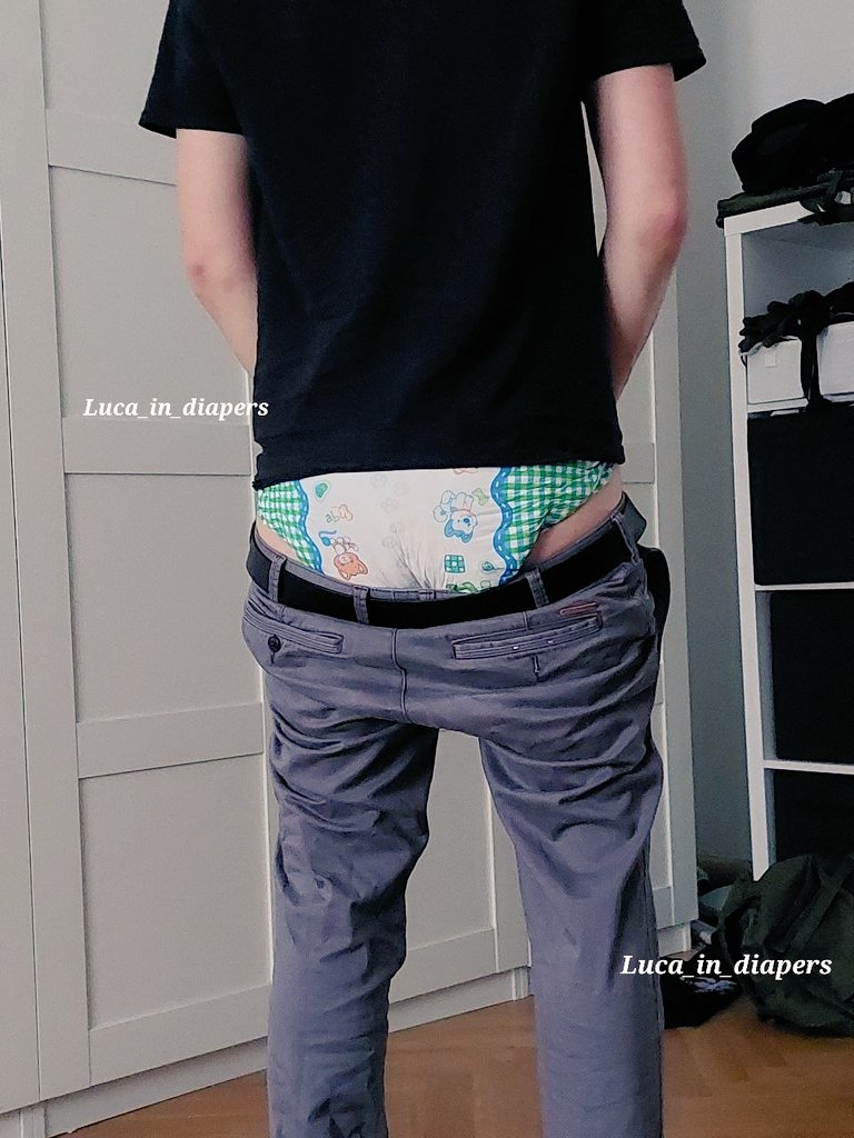 LucaInDiapers's tweet photo. Brother: " Luca, are you wearing a diaper?"

Me : " Of course not, I'm a big boy already!" https://t.co/rT5i3y06kl