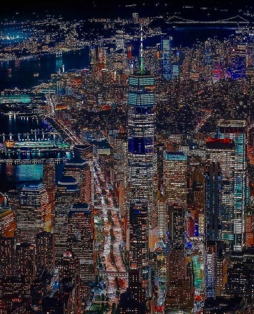 KevianSean's tweet photo. night &amp; light  #photography https://t.co/IqCnmXJH02