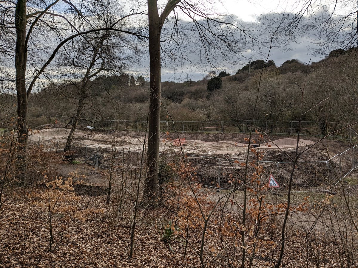 ruth_bikes's tweet photo. Took a nosy round @QECP at the weekend... 👀👀 It's coming.. 👌👌🤞 Transforming the environment for mountain biking at the park one step at a time @hantsconnect @sdnpa @BritishCycling @BCSouthRegion @Sport_England #placestoride #owntheride 👌 https://t.co/pbic5a298Y
