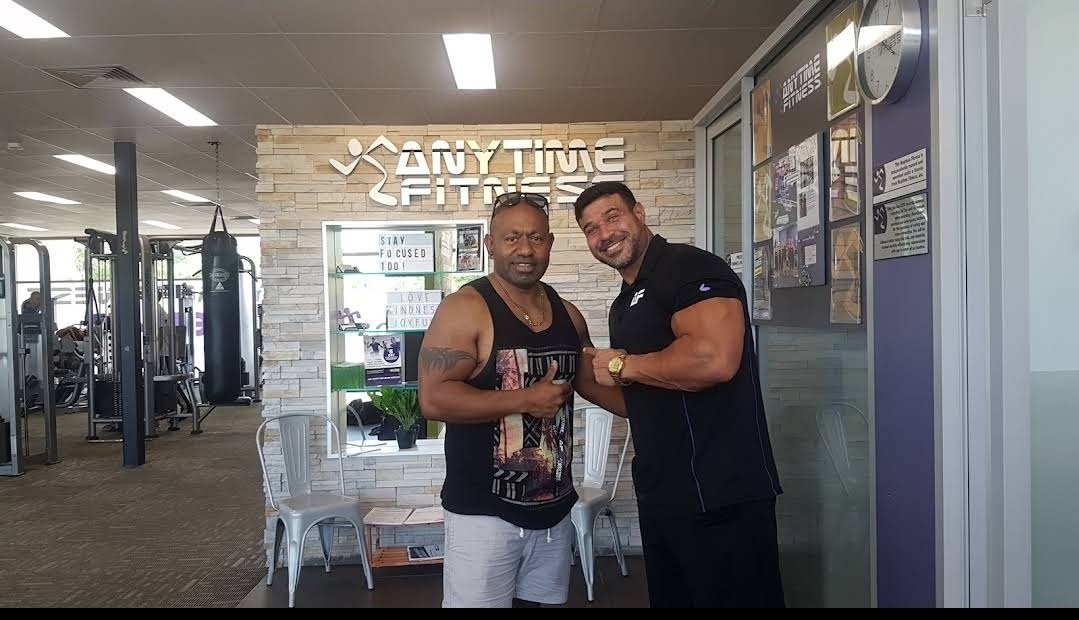 KilageSteven's tweet photo. Gym time with Australian Mr. Univers https://t.co/Eq1QWpJVIS