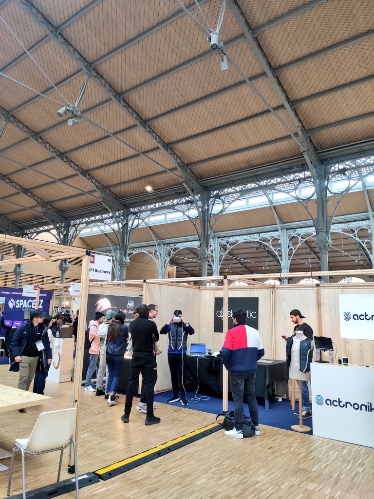 sergealec's tweet photo. Second day of @Web3Virtuality
Booming French ecosystem with
@KRYPTOSPHERE_ @EdtechFrance @PitchboyVR @Glowbl_Official @_synergiz_ @Cometh @alyraBlockchain @WallCrypt @BBSchool_
#web3virtuality #Virtuality2023 https://t.co/vZrw0uaXqT