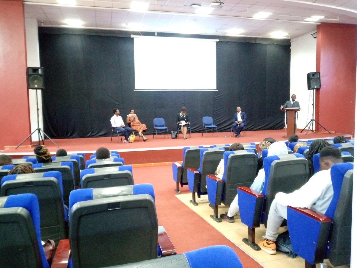 Protecting_Life's tweet photo. The life symposium happening on the theme "protecting life and family in challenging times"
At Daystar university
#march4lifeke
#lifeweek2023 https://t.co/DecAlEWw5b