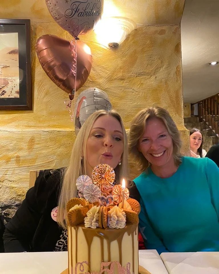 Nice to be back to see family and catch my cousin for her 50th birthday
#families #50thbirthday #celebration